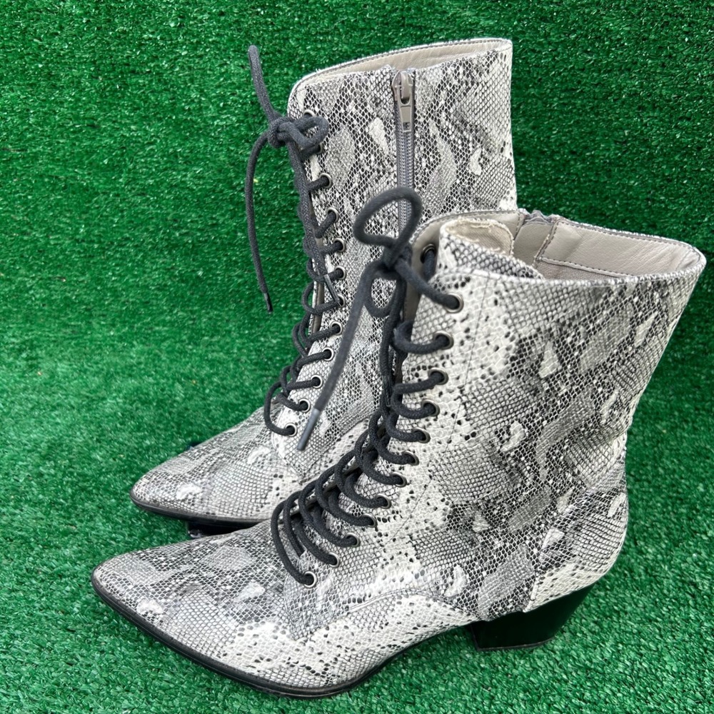 Coconuts by Matisse Grey Snakeskin Lace Up Side Zip Pointed Toe Ankle Boots 9.5M